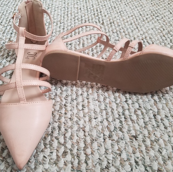 *FINAL CLEARANCE PRICING* Soft pink flats - Picture 3 of 5